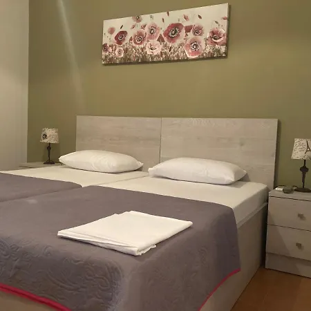 Medousa Hotel *
